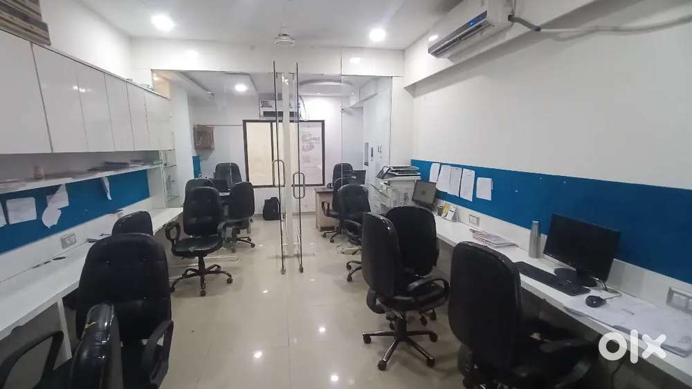 Sarabhai 8ws 2cabin office for rent with lift and parking
