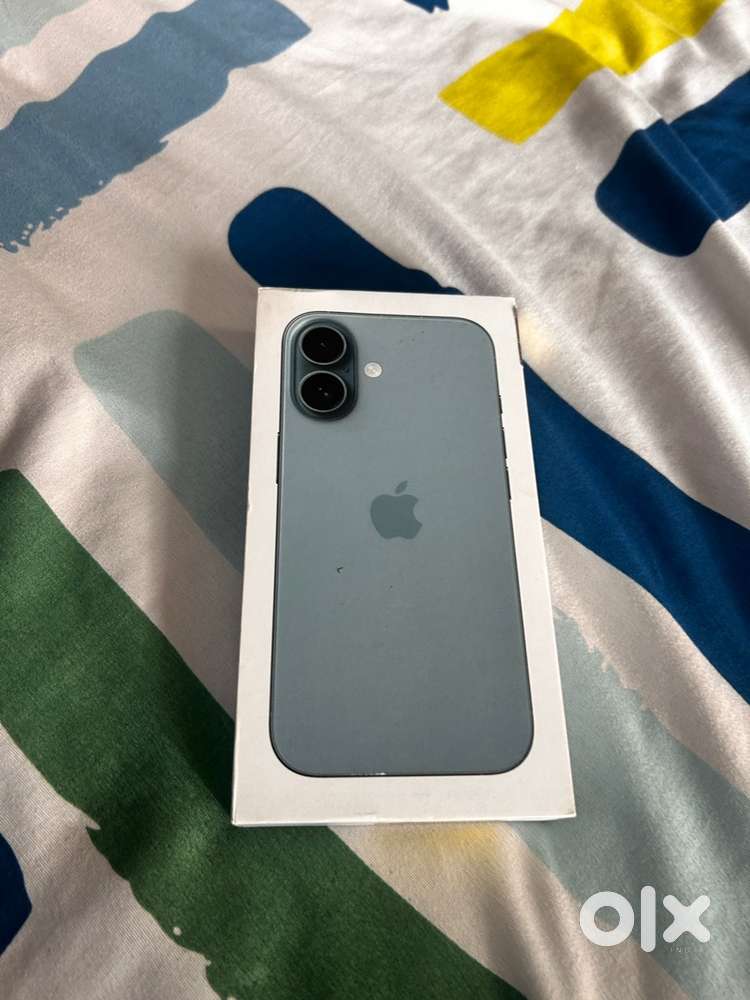 I phone 16 128gb. Seal pack green  colour