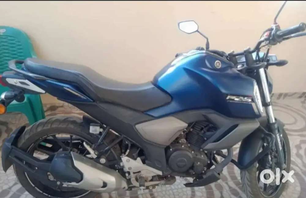 Yahma FZS FI new condition