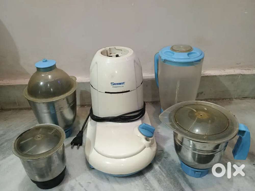 Used Mixer Grinder in Good Working Condition