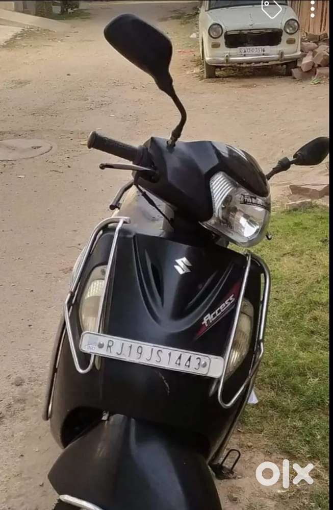 Senior citizen Dwara Chalayi huyi