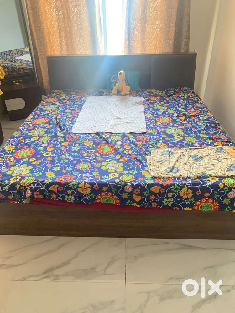 King size cot and mattress