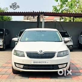 Skoda Octavia 2.0 TDI MT Ambition, 2015, Diesel