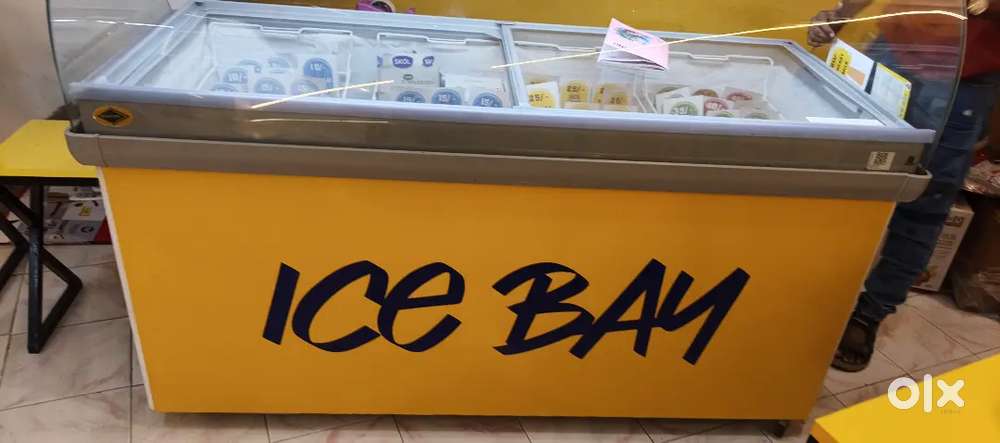 Juice shop with ICE BAY franchise