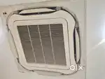 Caste ac 2 ton Daikin ac