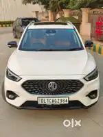 MG ASTOR 2023 Petrol 21300 Km Driven