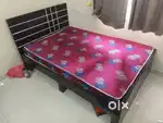 6 ft long 4ft wide bed with mattress