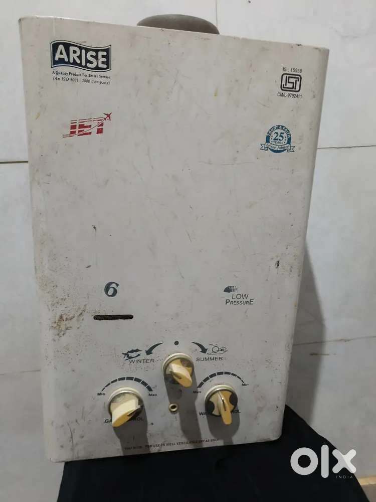 Gas Geyser in Working Condition