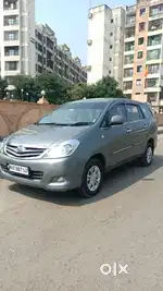 Toyota Innova 2004-2011 2.5 G4 Diesel 8-seater, 2012, Diesel