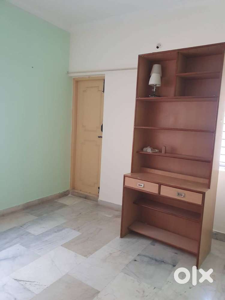 2bhk house for lease at Dinnur, RT Nagar