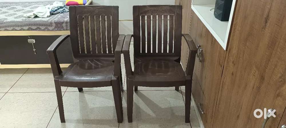 2 Chair In Good Condition Ra.500 Ma 2 Pc. cello Beand