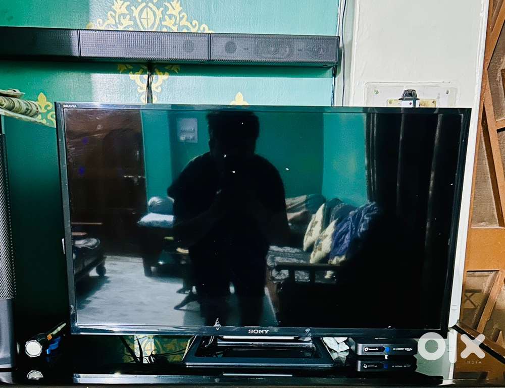 Sony 32 Inch LED TV (Model: KLV-32R512C