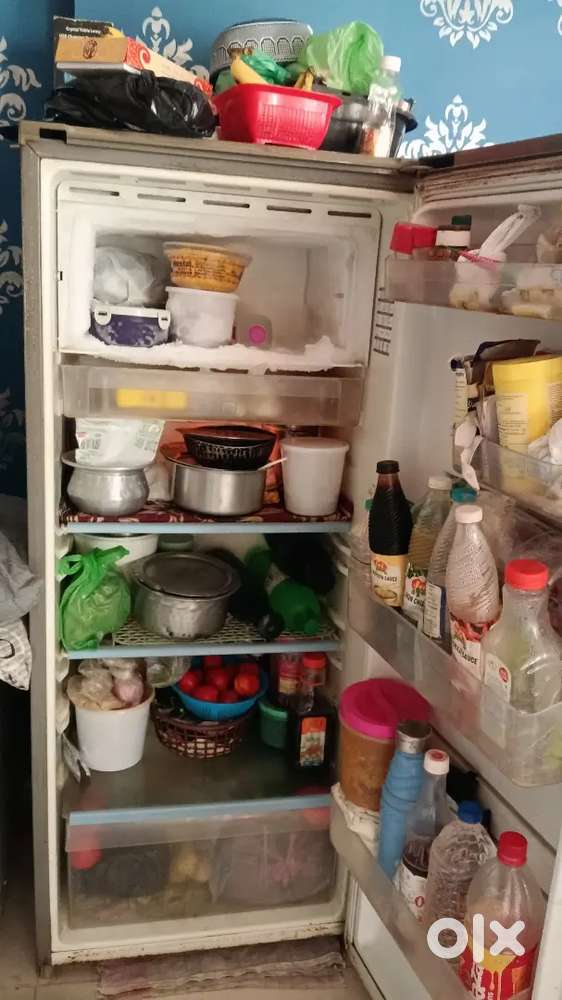 Lg inttelo cool refrigerator       running condition