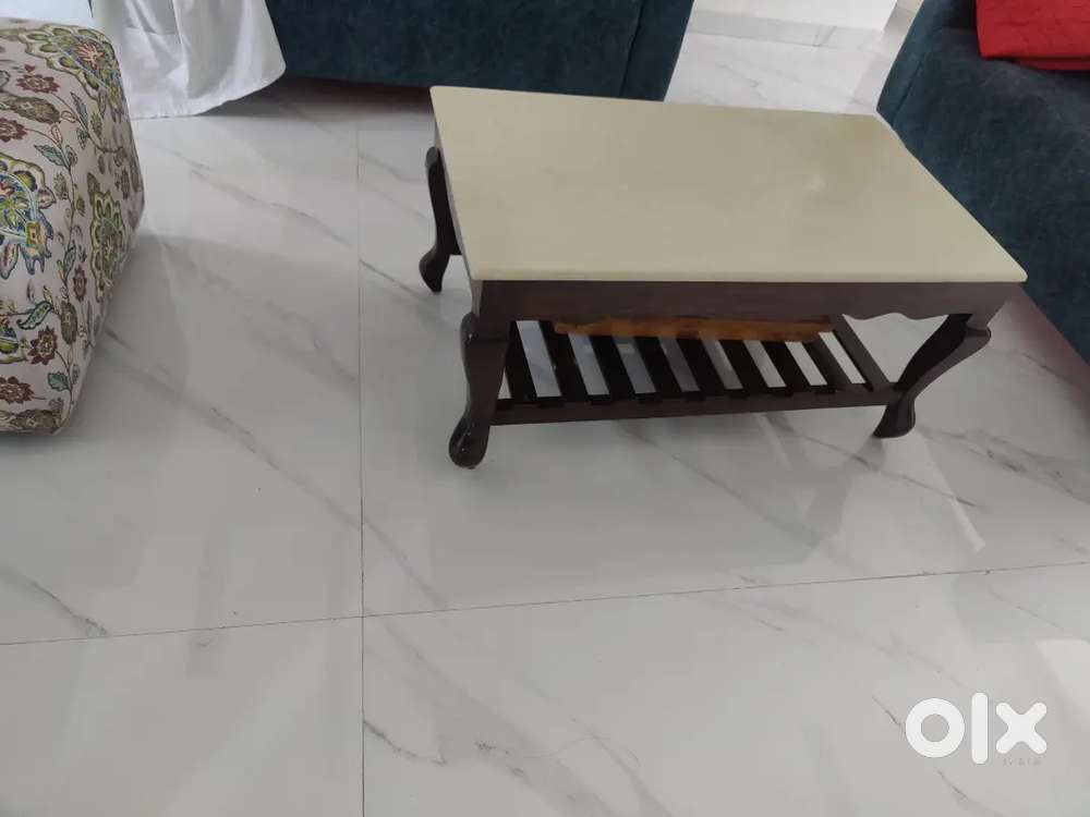 Sofa set 6 seater with Tea Table and 2 chair