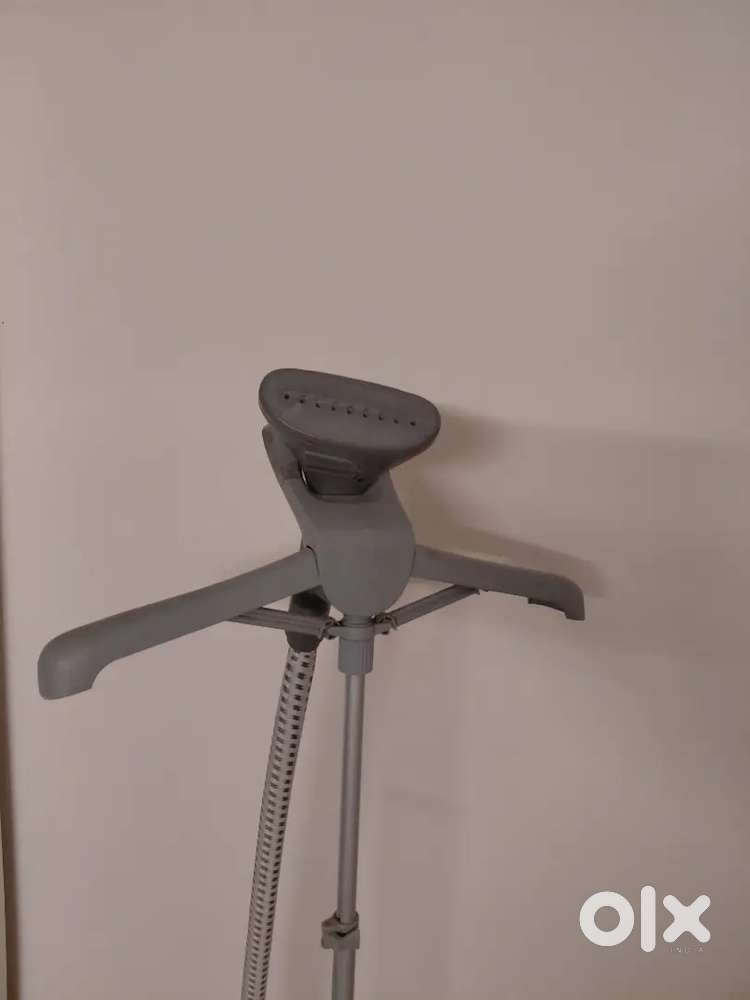 Russell Hobbs Steamer Steam Press for Coats, Suits and Garments