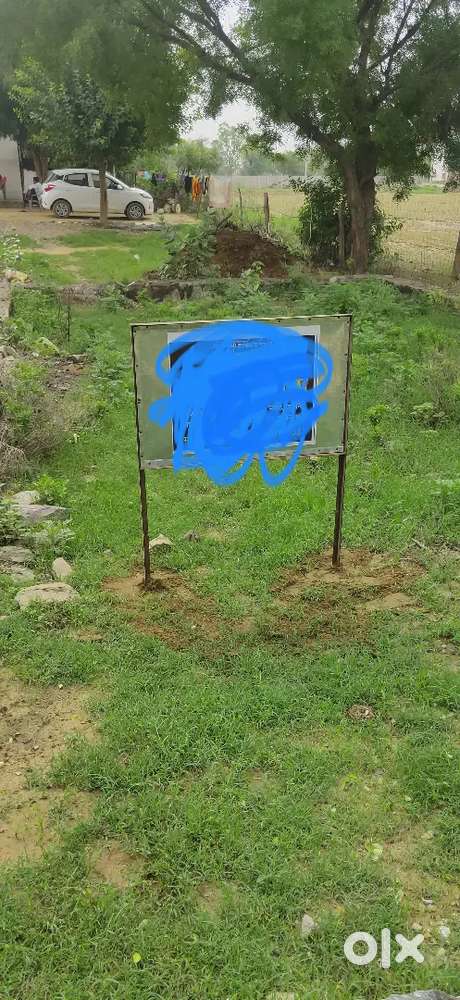 Khali plot 93.33 gaz (21*40) west facing 100 feet 30 feet corner plot