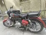 Less driven excellent vintage Royal Enfield classic bullet for sale