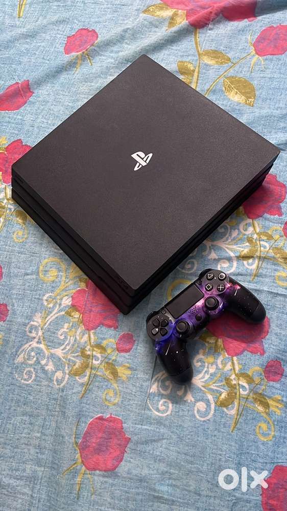 Sony PS4 pro good condy version 12.50