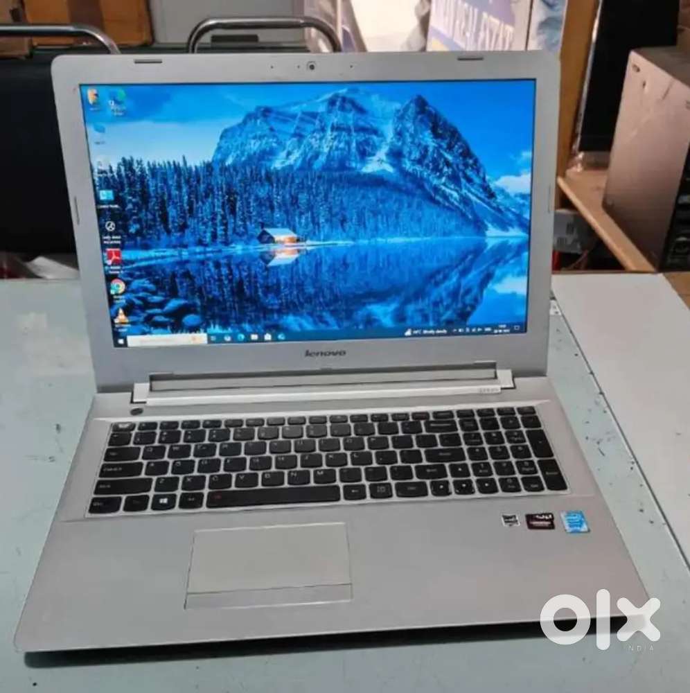 Lenovo IdeaPad intel core i7 5thgen 8gb RAM + 256GB SSD + Windows 10