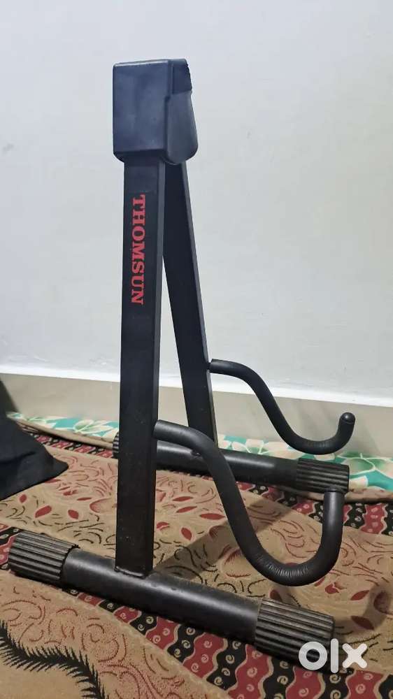 Foldable Electric and Bass guitar stand