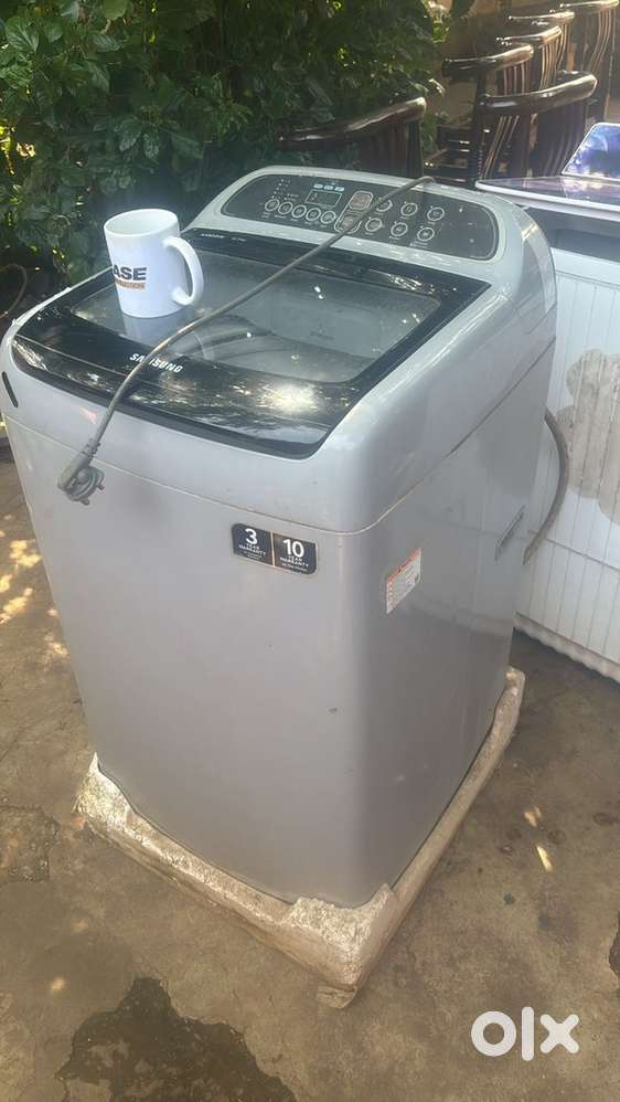 Fully automatic top loaded washing machine