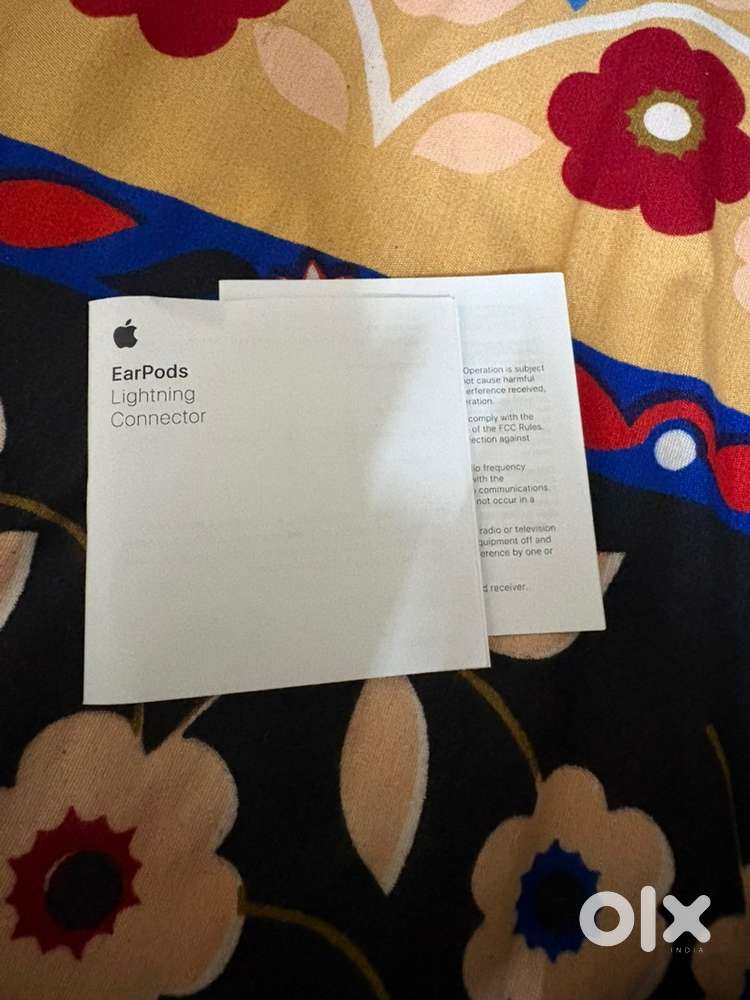 Apple EarPods with Lightning Connector