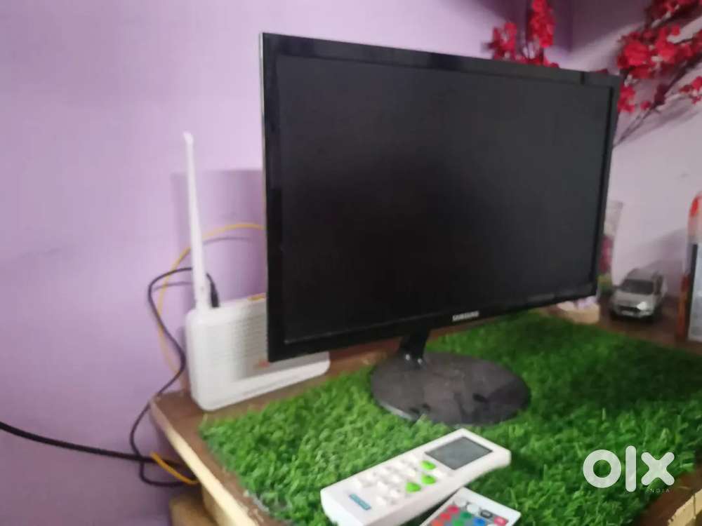 SAMSUNG MONITOR