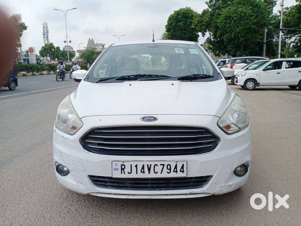 Ford Figo Aspire Ambiente CNG, 2017, CNG & Hybrids