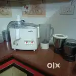 Maharaja white line juicer mixer grinder with three jars all are runni