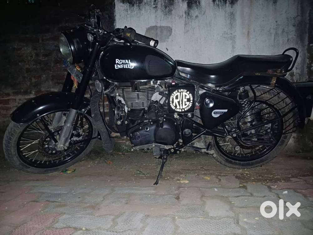 Royal Enfield Classic 500 – Powerful Beast in Excellent Condition.