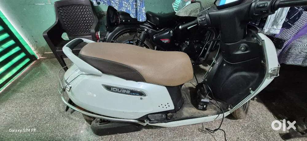 Sale iqube in good condtion less driven singal hand used