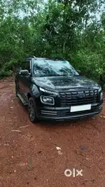 Hyundai Venue Full Option 2024 Petrol Well Maintained