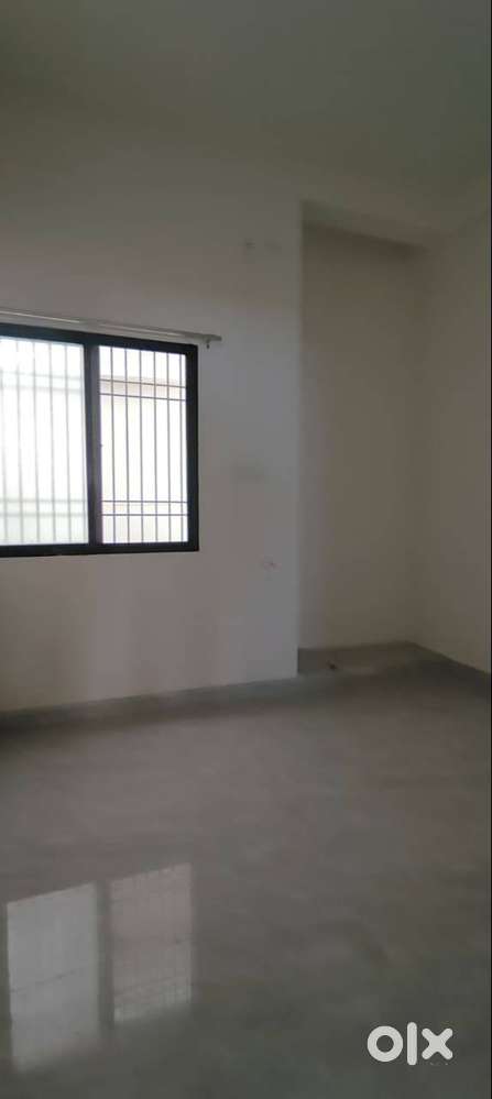 3BHK on Ground floor at Bhatagon for family