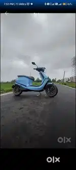 Olaa S1 blue colour