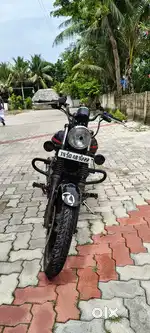 Bajaj Avengers 220 Street