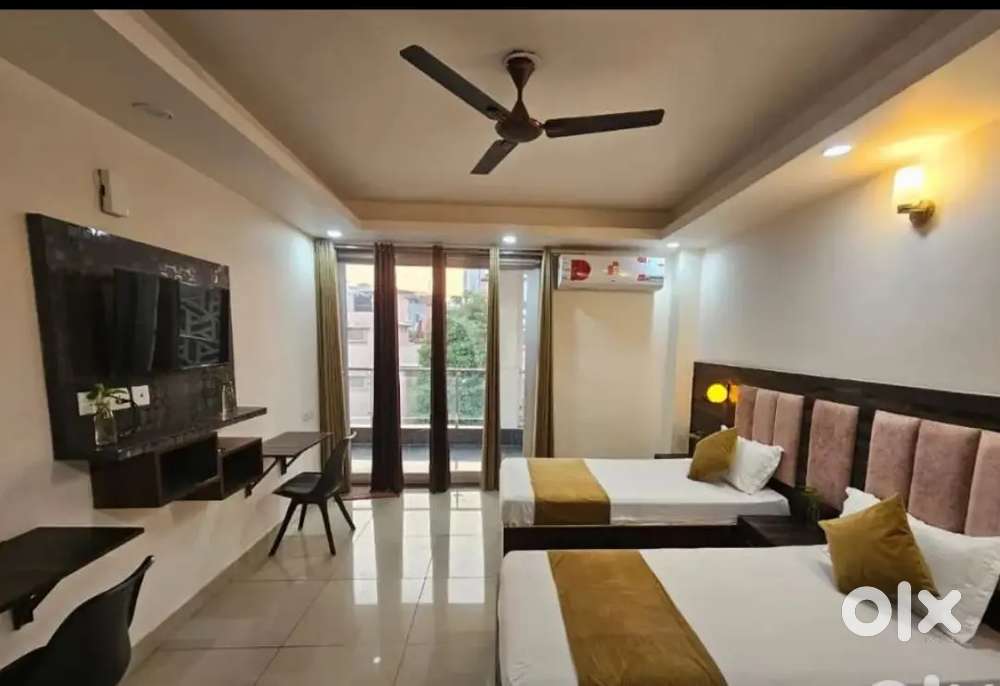 Eazee stay near by sec 30 38 gurgaon