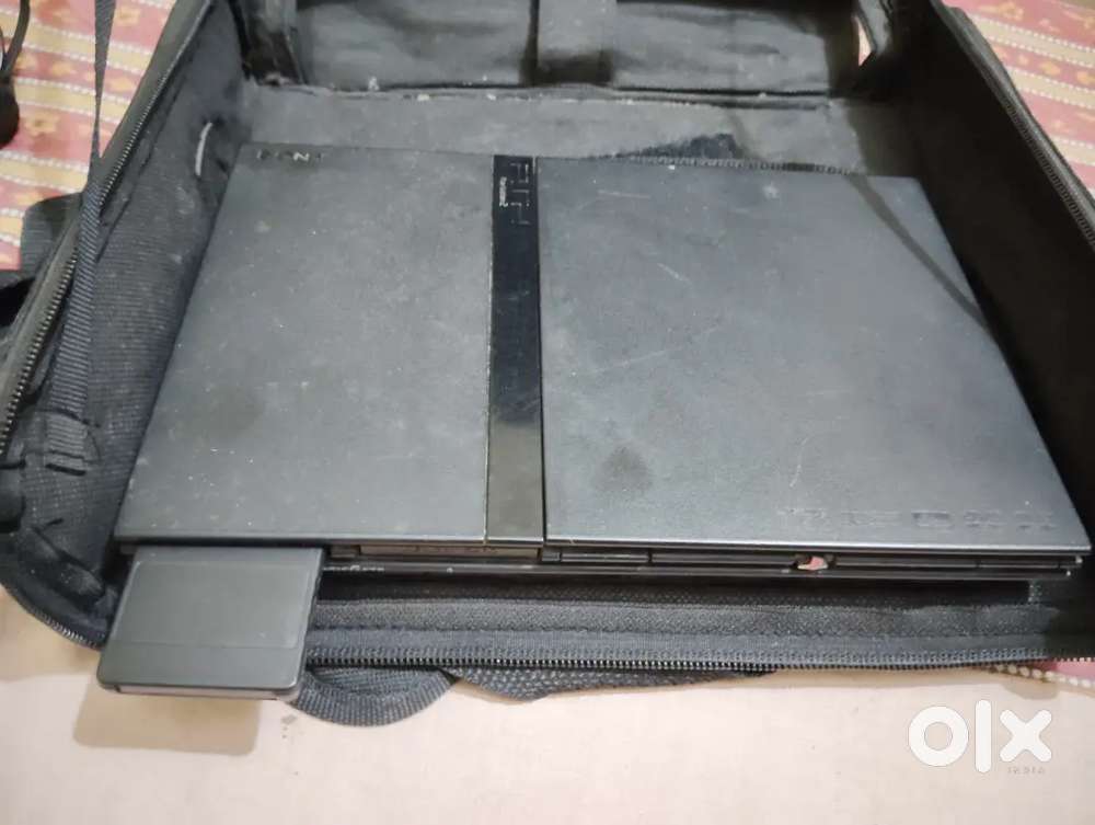Ps2 game console