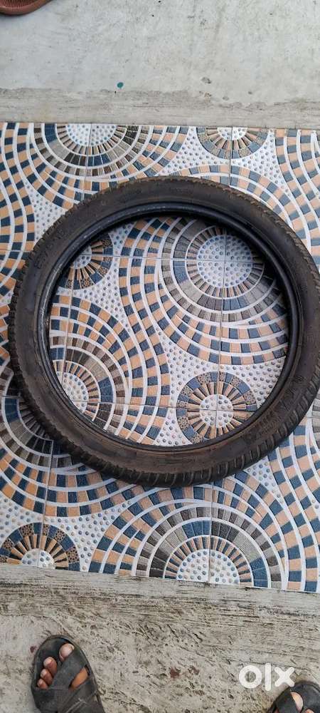 TVS FRONT BIKE TYRE (TUBE)