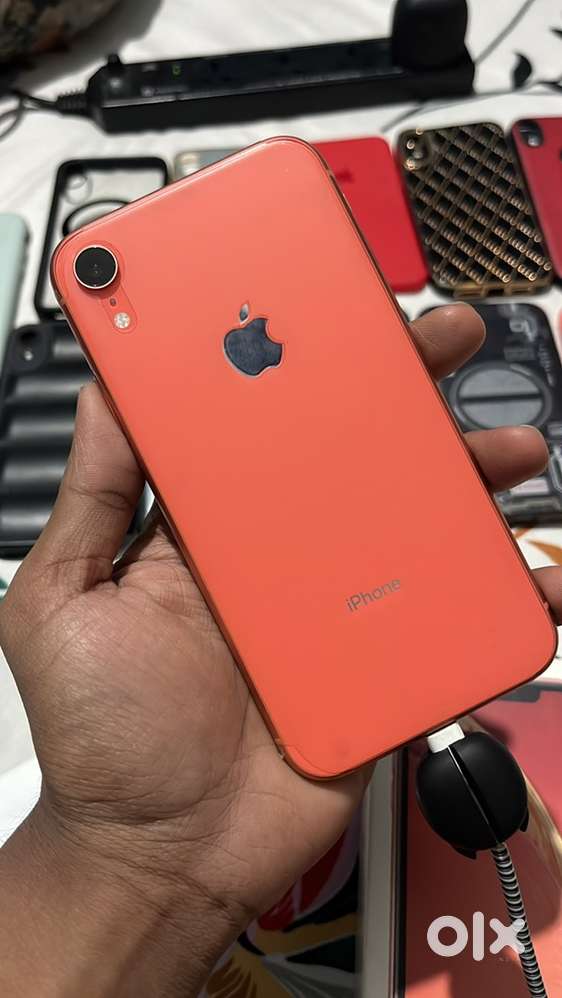 Iphone xr mint condition available for limited time
