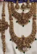 Premium bridal jewellery set