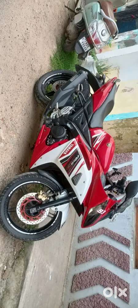 Yamaha r15 v1 deltabox