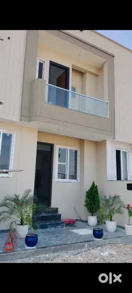 Villa for sale jda rera approved corner 100& 200 feet sector road