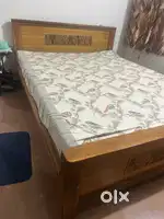 Queen Size Solid Wood Bed – Sturdy & Elegant  Excellent Condition