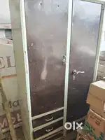 Almari / wardrobe
