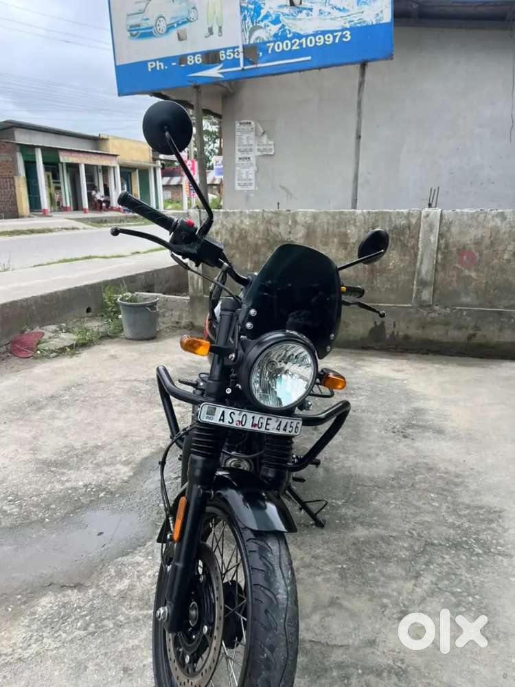 Hunter 350 1st owner only 6k running