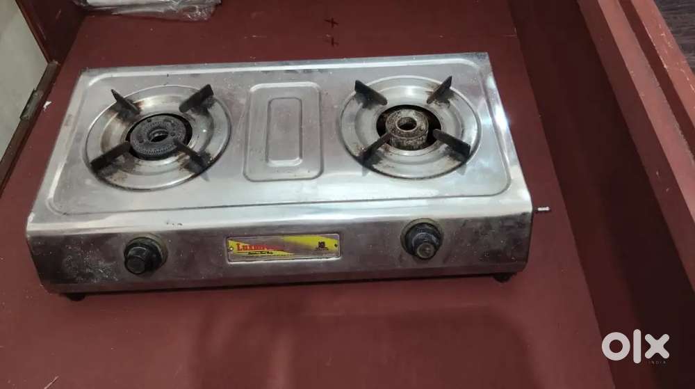Gas oven with double burner