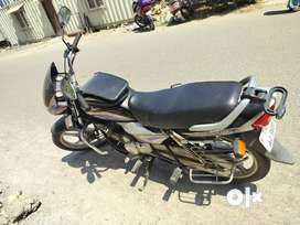 Hero Honda Super Splendor in good working condition available for sale