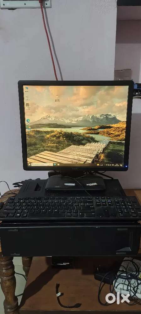 Dell Monitor - 2500Rs