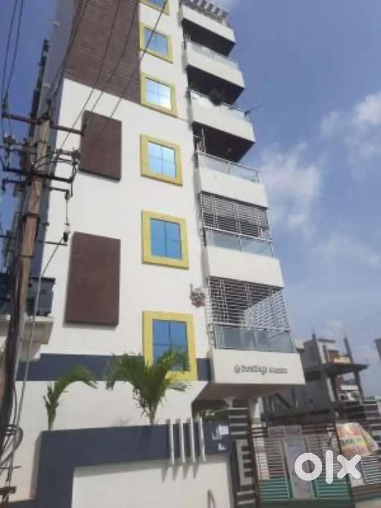 Flat for sale reday to Move