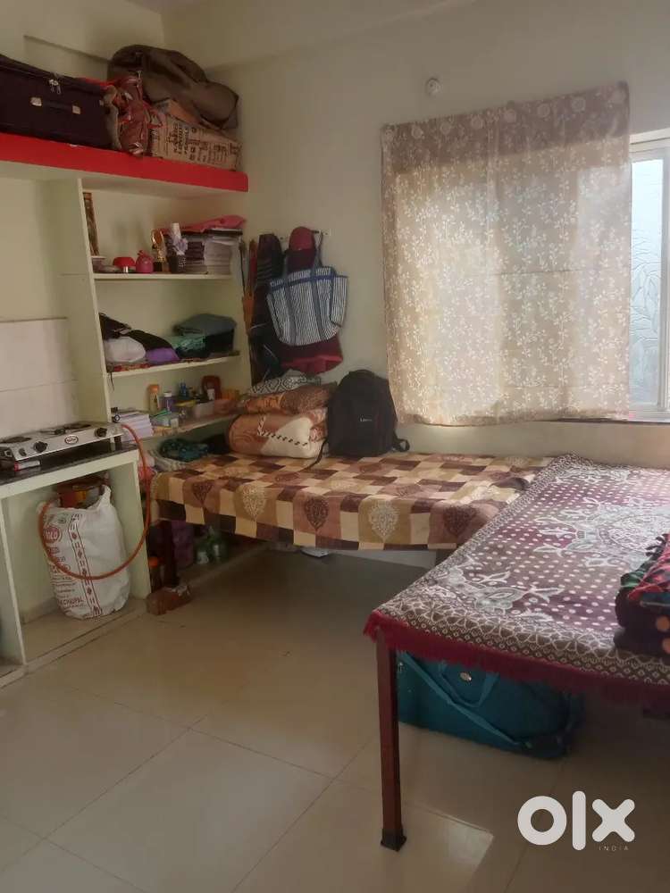 Room available for female roommate need arjent please